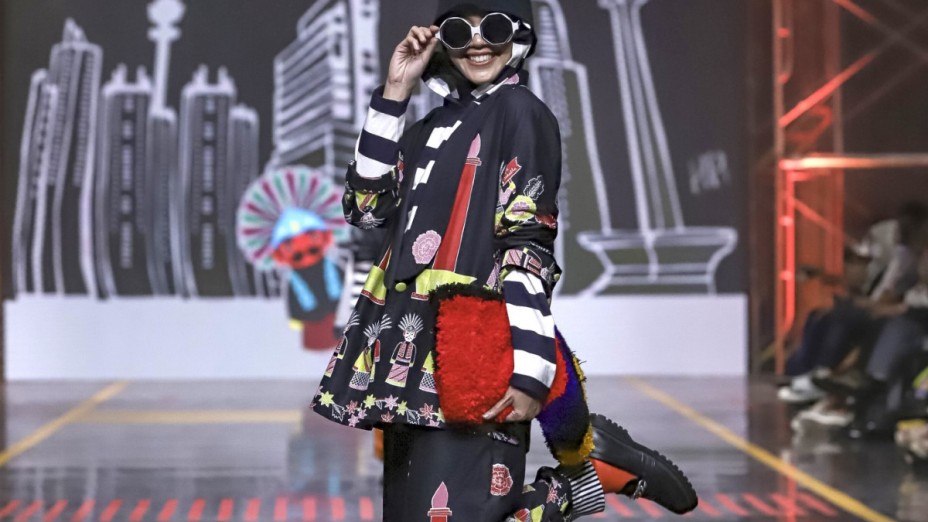 Corak Nusantara Jadi Inspirasi Desainer pada Spotlight Indonesia 2022