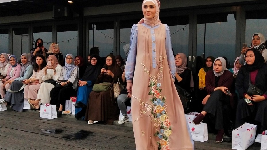 Koleksi Memikat Tren 2019 dari 5 Lini Anggia Mawardi