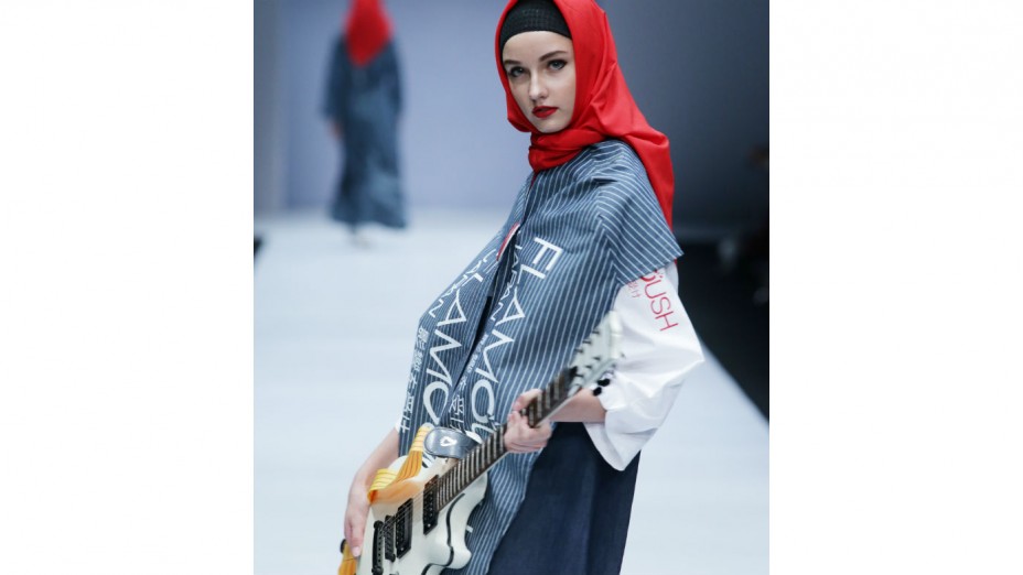 Komposisi Baru Denim untuk Hijabers