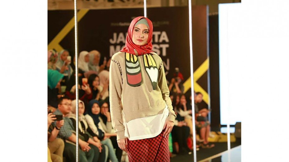 Padu Padan ala Librarian dari Up2date Plus 