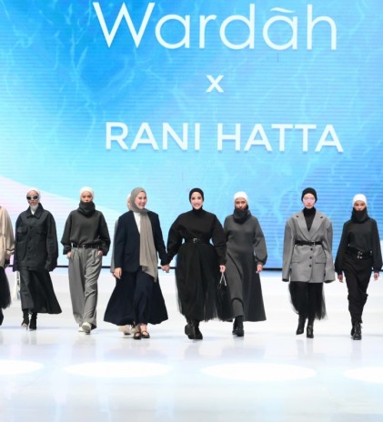 5 Desainer Tampil Bersama Wardah di Indonesia Fashion Week 2023