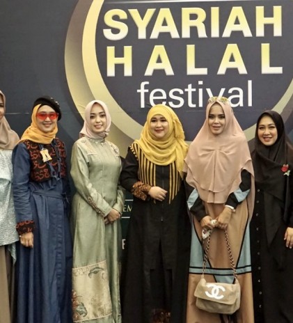 Ekspresi Budaya dalam Syar'i, Koleksi 7 Desainer Hijabersmom Community
