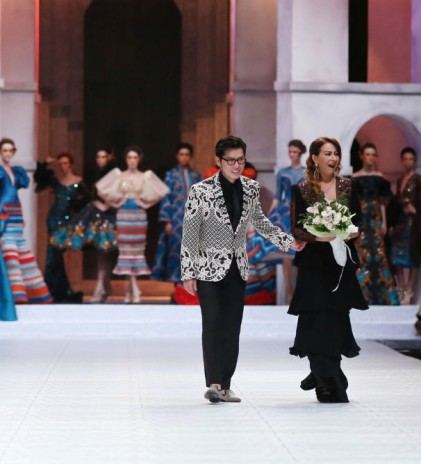 Koleksi yang Menandai 25 Tahun Sebastian Gunawan Berkarya