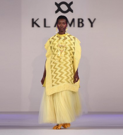 Wardah Makeup Look Terbaru Berpadu Wearing Klamby pada London Fashion Week