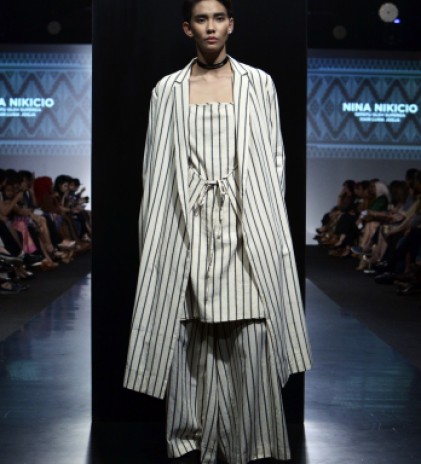 Menantang Desainer Menghasilkan Tampilan Kain Indonesia yang (Selalu) Baru