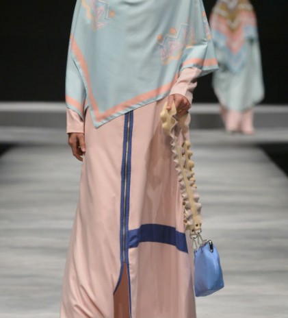 Syar'i Tak Mesti 'Seragam'