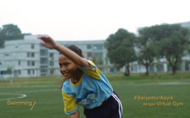 Berjemur Asyik Sebelum Pukul 10 Pagi Sambil Senam Ringan di Virtual Gym