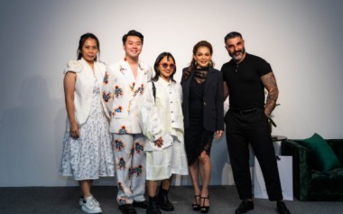 Desain Raegitazoro & Howard Laurent Ramaikan Perayaan 14 Tahun Burgo Indonesia 