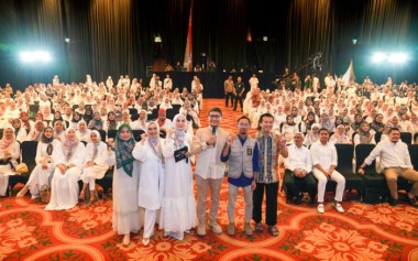 Doa untuk Palestina, Kajian Akbar Buttonscarves bersama Ust. Felix Siauw dan Ust. Husein Gaza