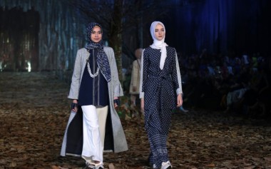 Ivan Gunawan Gelar Show Koleksi Ramadhan dari Mandjha dan Khalif 