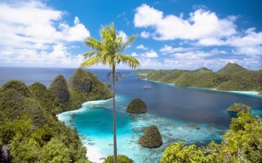 Menangkan Trip Wisata ke Raja Ampat! 