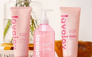 Rutinitas Merawat Kulit yang Lebih, ala lavojoy Let It Glow Series