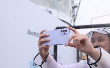 Samsung A52/A72 dengan Water and Dust Resistance! 