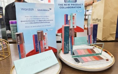 Wardah x Garuda Indonesia Ciptakan Set Produk Bertema Perjalanan Udara