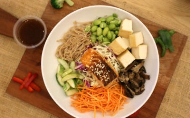 Warm Protein Bowl, Salad plus Protein Tinggi dari SaladStop! 